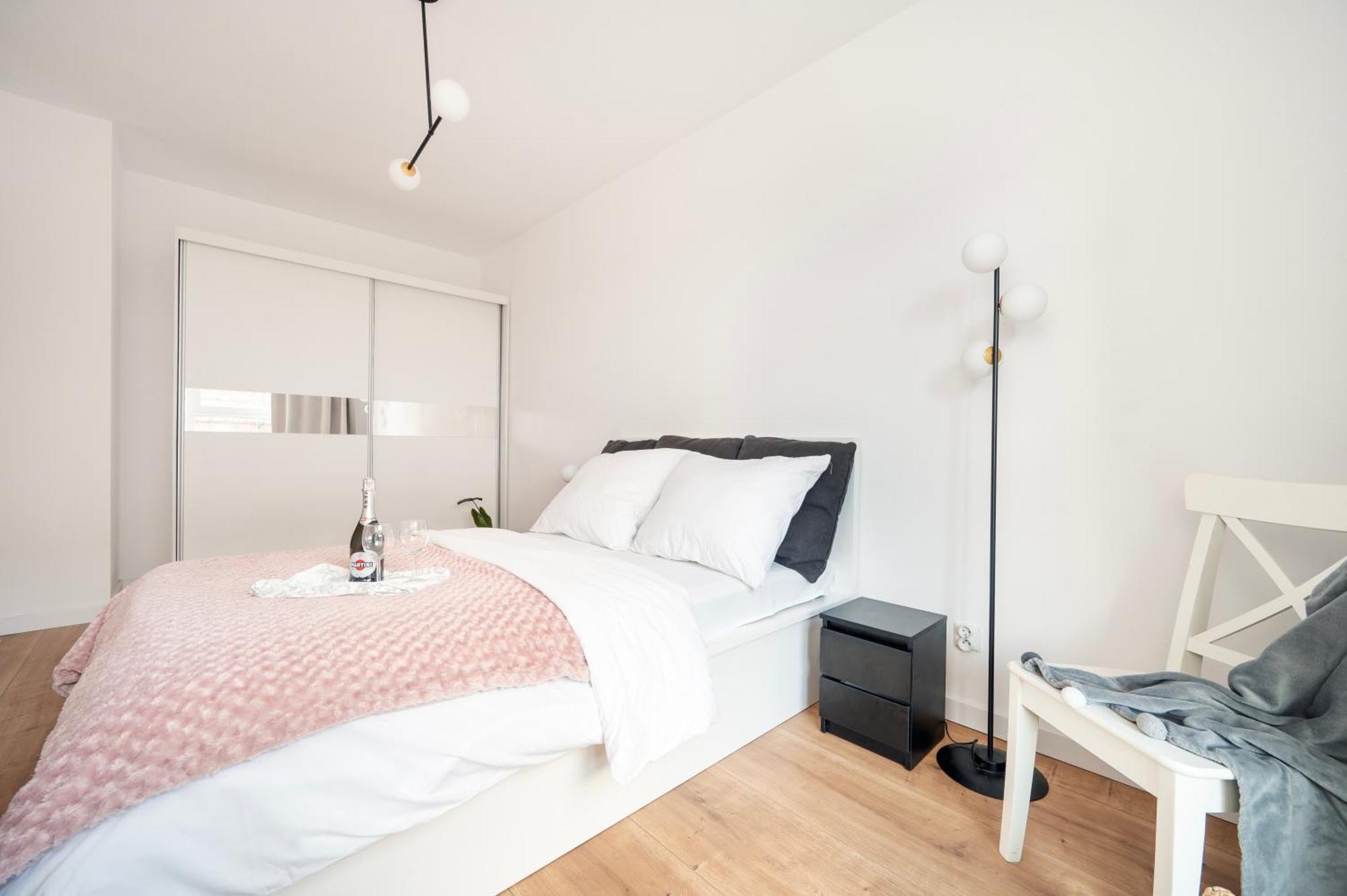 Komfortowe Apartamenty Z Garazem Na Milionowej Lodz  Exterior photo